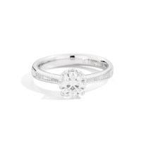 RECARLO Anniversary solitario con diamanti sul gambo ct 0,62 D color